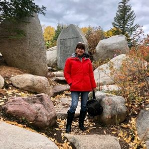 Meet your Posher, Rebecca